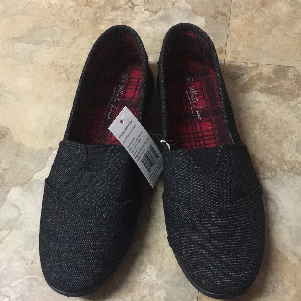 NWT Women's Sz 9 White Line black denim flats